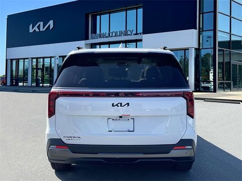 New 2026 Kia Carnival SX w/ SX Dark Edition Package image 5