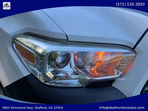 Used 2019 Toyota Tacoma SR RWD image 4