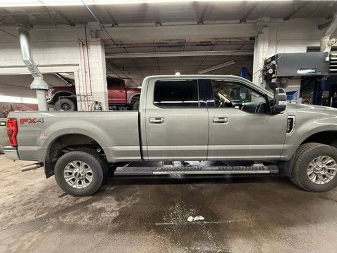 Used 2019 Ford F250 XLT w/ XLT Premium Package image 10