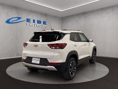 New 2026 Chevrolet TrailBlazer LT w/ Convenience Package AWD/4WD image 14