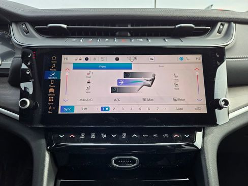 New 2026 Jeep Grand Cherokee L Limited image 20