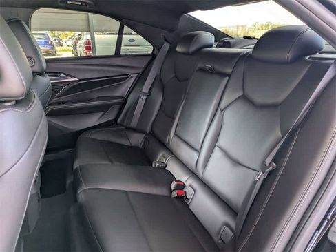 Used 2021 Cadillac CT4 Luxury image 14