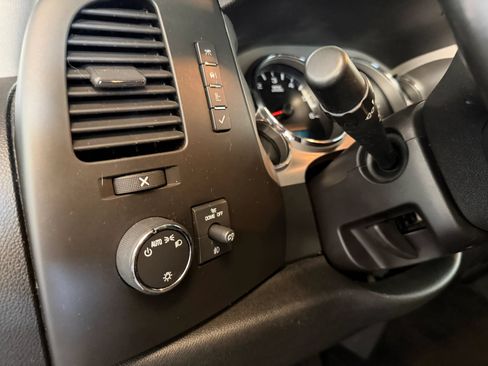 Used 2013 GMC Sierra 1500 SLE AWD/4WD image 11
