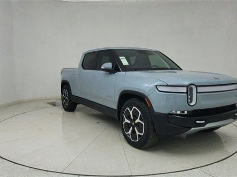 Used 2024 Rivian R1T Adventure image 66