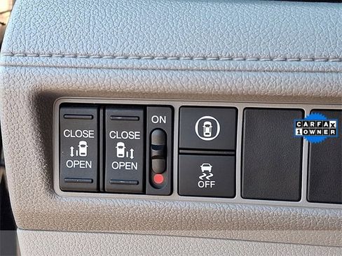 Used 2022 Honda Odyssey EX image 24