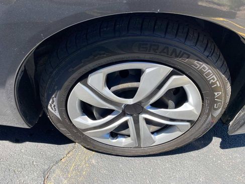 Used 2015 Honda Civic LX image 28