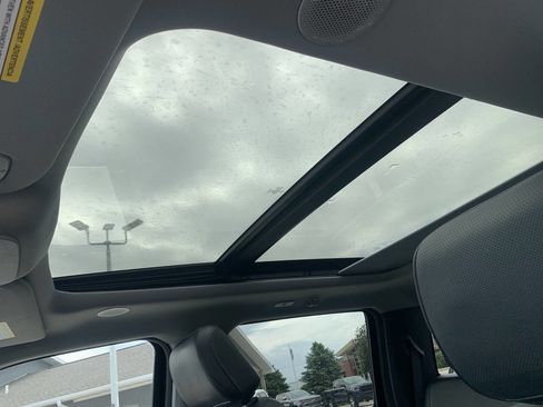 Used 2022 Ford F150 Lariat w/ Equipment Group 502A High image 2