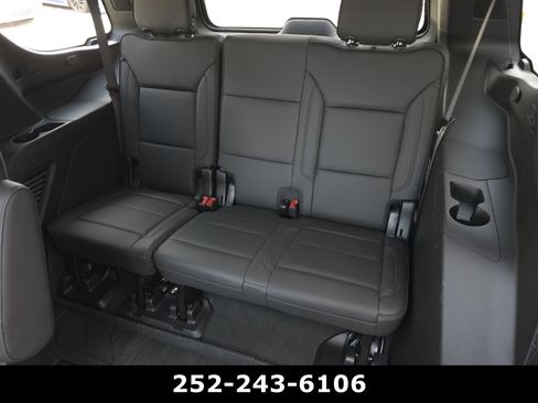 Used 2025 Chevrolet Tahoe High Country image 33