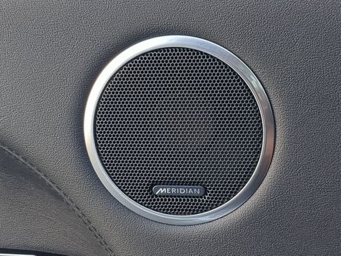 Used 2017 Land Rover Range Rover Supercharged image 31