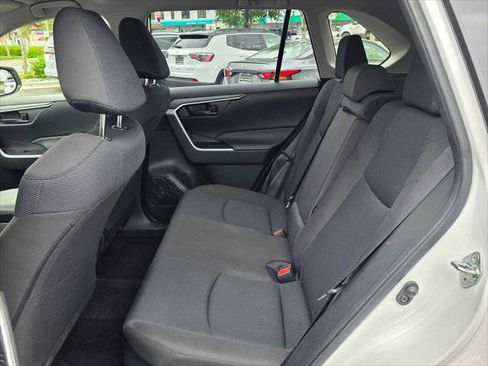 Used 2025 Toyota RAV4 LE AWD/4WD image 15