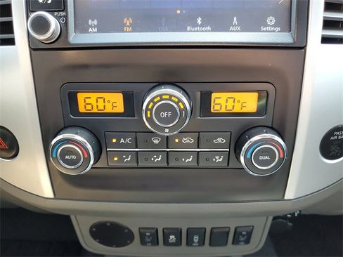 Used 2020 Nissan Frontier SV w/ Midnight Edition Floor Mats image 29