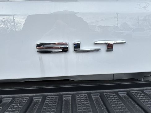 New 2026 GMC Sierra 1500 SLT w/ SLT Premium Plus Package image 9