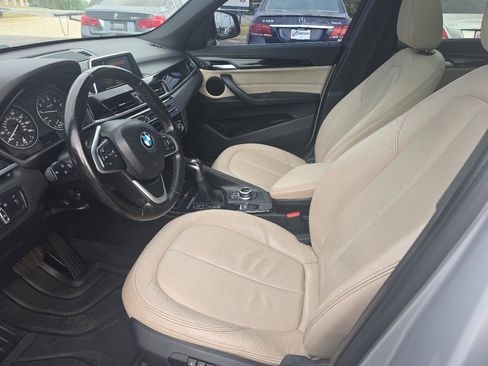 Used 2016 BMW X1 xDrive28i AWD/4WD image 11