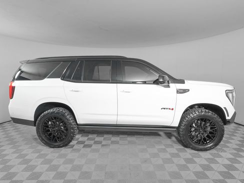 Used 2026 GMC Yukon AT4 Ultimate AWD/4WD image 4