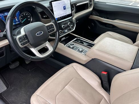 Used 2023 Ford Expedition Max Limited image 10
