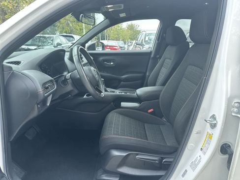 Used 2024 Honda HR-V Sport image 13