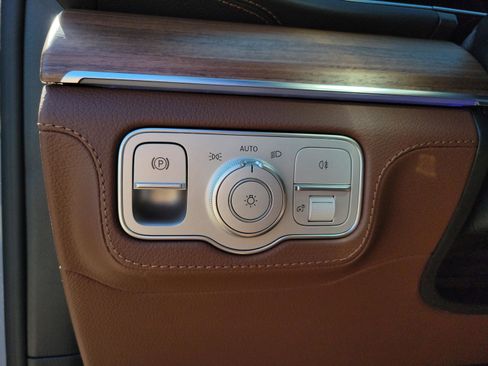 New 2026 Mercedes-Benz GLE 580 4MATIC image 18