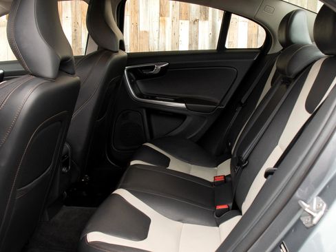 Used 2016 Volvo S60 T5 Cross Country Platinum w/ Protection Package image 25