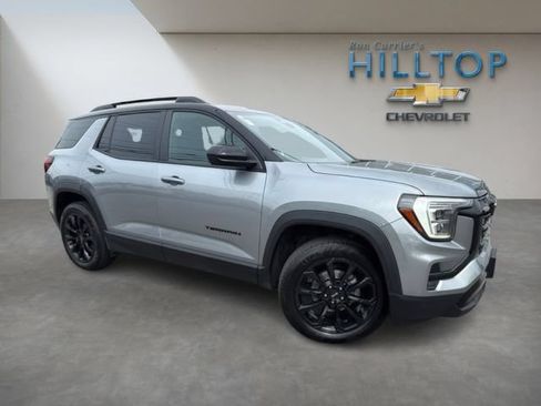 Used 2025 GMC Terrain Elevation w/ Elevation Premium Package AWD/4WD image 2
