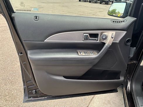 Used 2013 Lincoln MKX AWD image 14