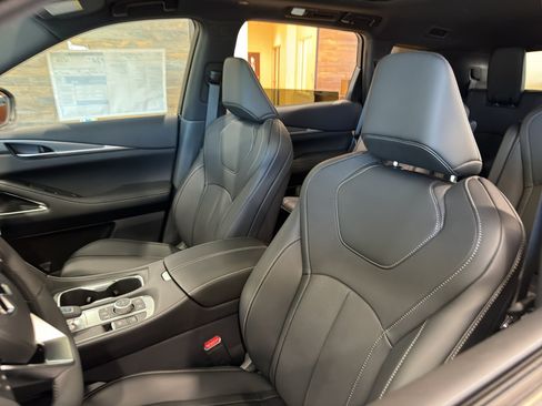 New 2027 INFINITI QX60 Sport AWD/4WD image 8