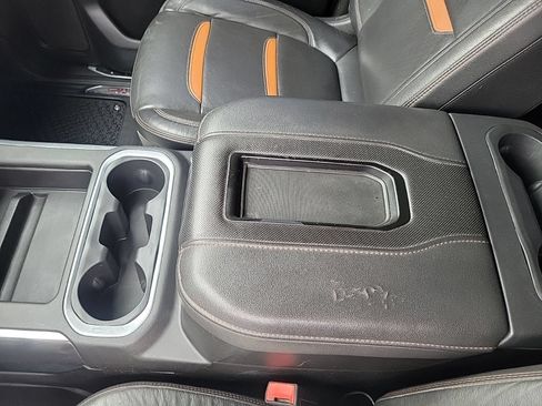 Used 2021 GMC Sierra 1500 AT4 w/ Driver Alert Package II AWD/4WD image 22