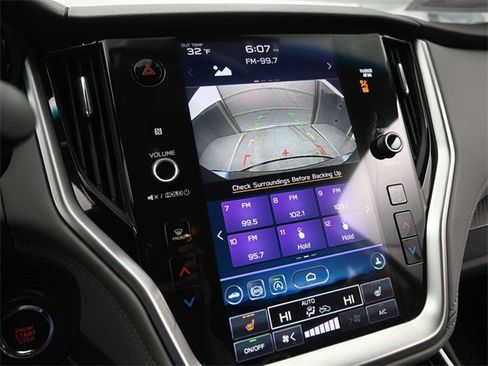 Used 2020 Subaru Outback Premium image 35