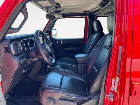 Used 2019 Jeep Wrangler Unlimited Sport S AWD/4WD image 9