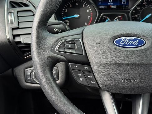 Certified 2018 Ford Escape Titanium AWD/4WD image 23