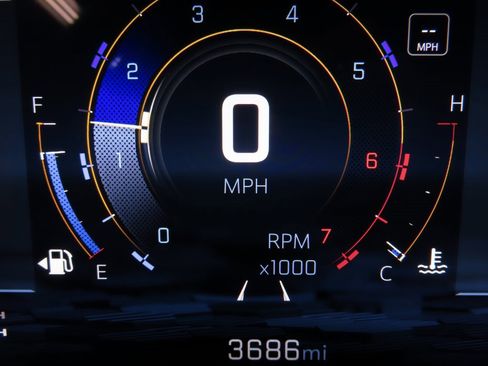 Used 2025 Chevrolet Tahoe High Country image 13