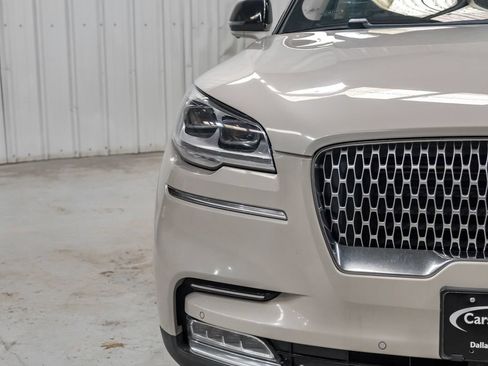 Used 2022 Lincoln Aviator Reserve w/ Equipment Group 201A AWD/4WD image 50