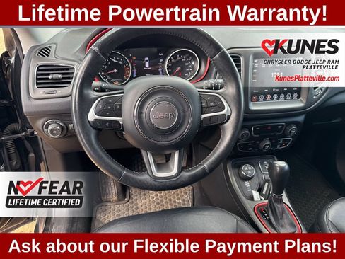 Used 2019 Jeep Compass Trailhawk w/ Cold Weather Group AWD/4WD image 15