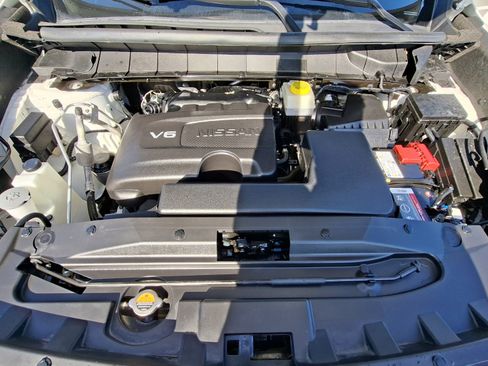 Certified 2023 Nissan Pathfinder SL w/ Lighting Package (N92) image 25