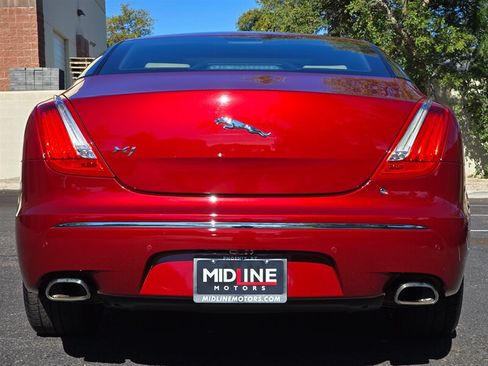 Used 2012 Jaguar XJ RWD image 9