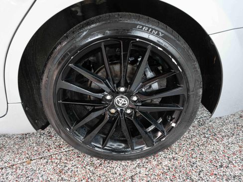 Used 2024 Toyota Camry XSE w/ Navigation Package image 28