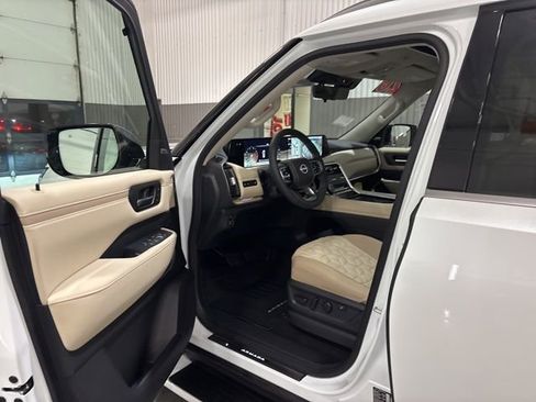 New 2026 Nissan Armada Platinum Reserve image 11