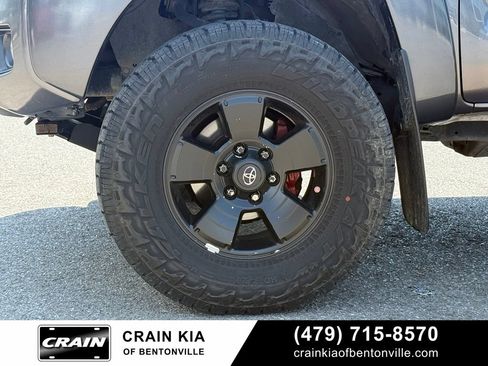 Used 2014 Toyota Tacoma 4x4 Double Cab w/ TRD Sport Package image 33