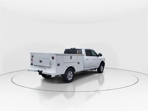 Used 2021 RAM 3500 Big Horn w/ Towing Technology Group image 8