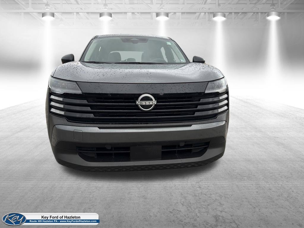 Used 2025 Nissan Kicks S AWD/4WD image 2