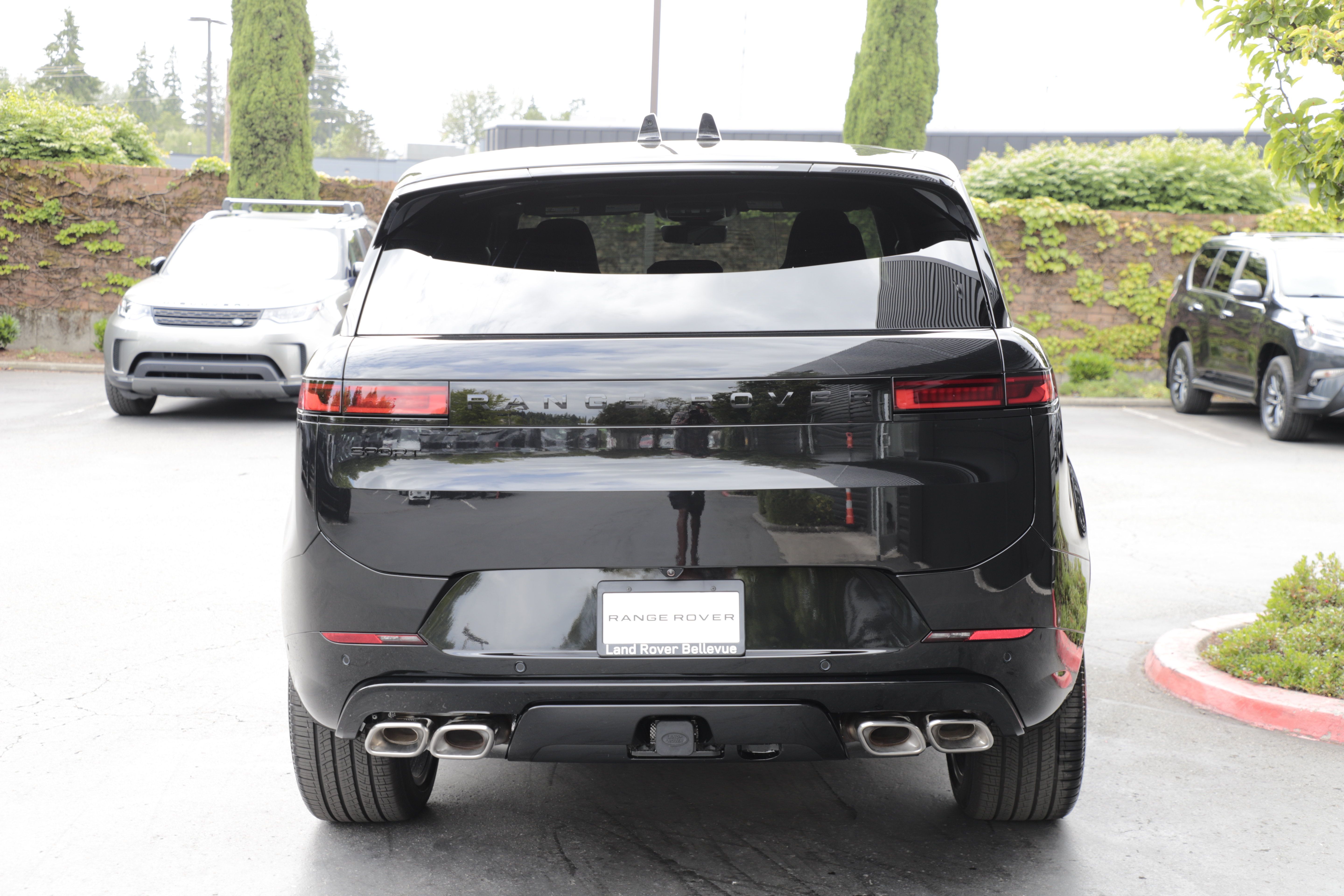 New 2026 Land Rover Range Rover Sport Autobiography AWD/4WD image 5
