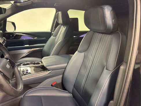 New 2025 Cadillac Escalade IQ Sport 2 image 29