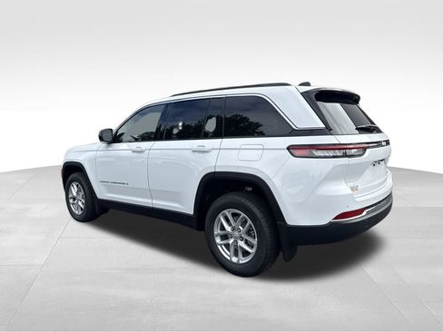 New 2025 Jeep Grand Cherokee Laredo X w/ Trailer Tow Package image 5