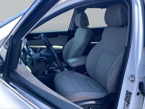 Used 2016 Kia Sorento FWD w/ LX Convenience Package image 8