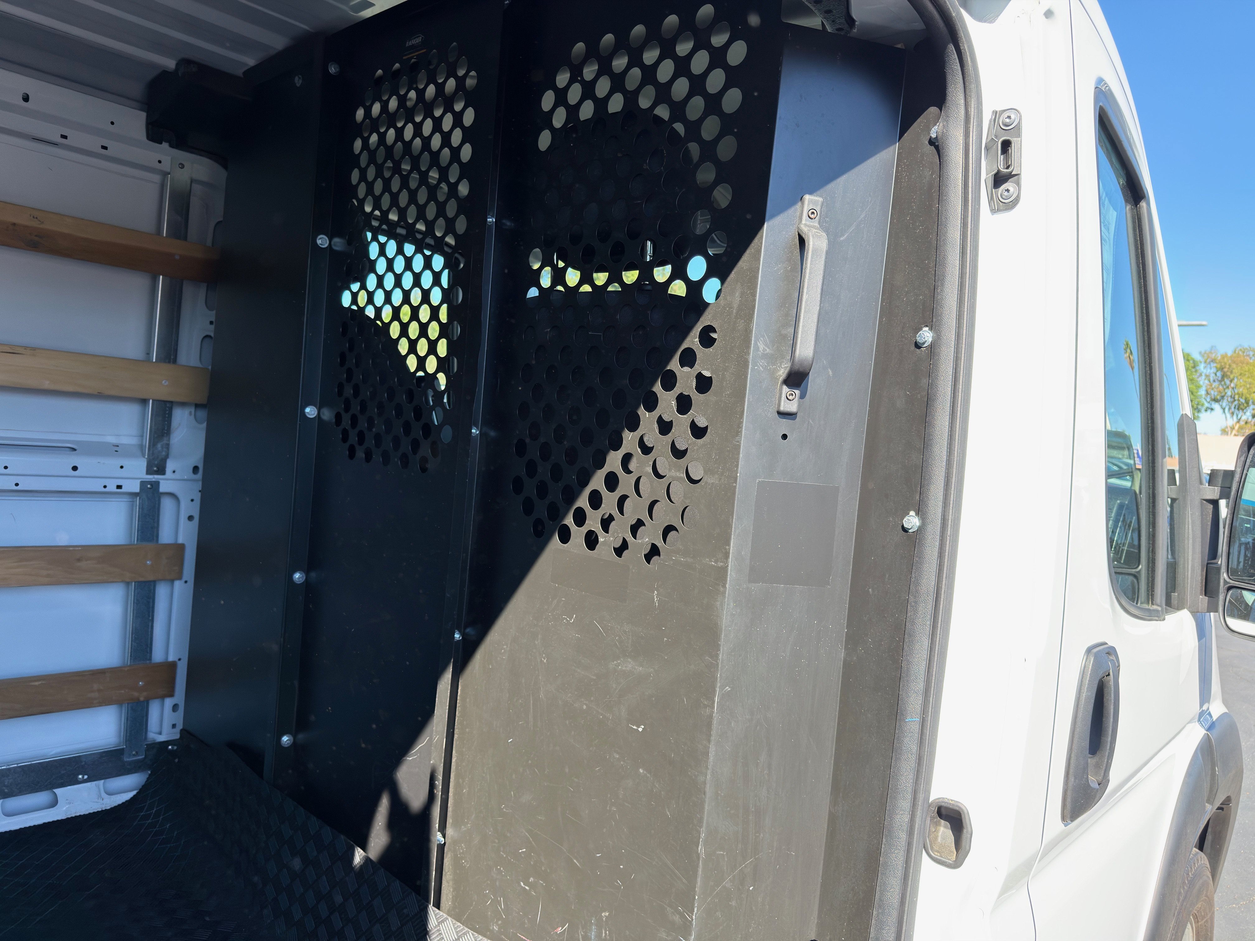 Used 2025 RAM ProMaster 2500 w/ U-Haul Equipment Group FWD image 13