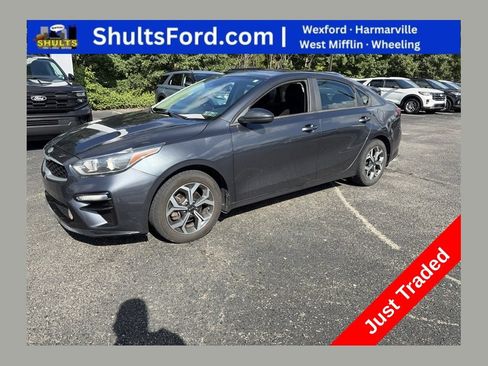 Used 2019 Kia Forte LXS FWD image 1