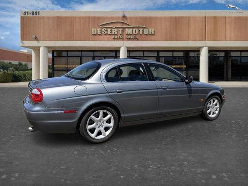 Used 2005 Jaguar S-TYPE 4.2 RWD image 8