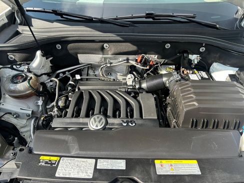 Used 2021 Volkswagen Atlas SE FWD image 16