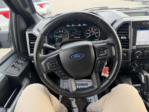 Used 2018 Ford F150 XLT w/ Equipment Group 302A Luxury AWD/4WD image 9