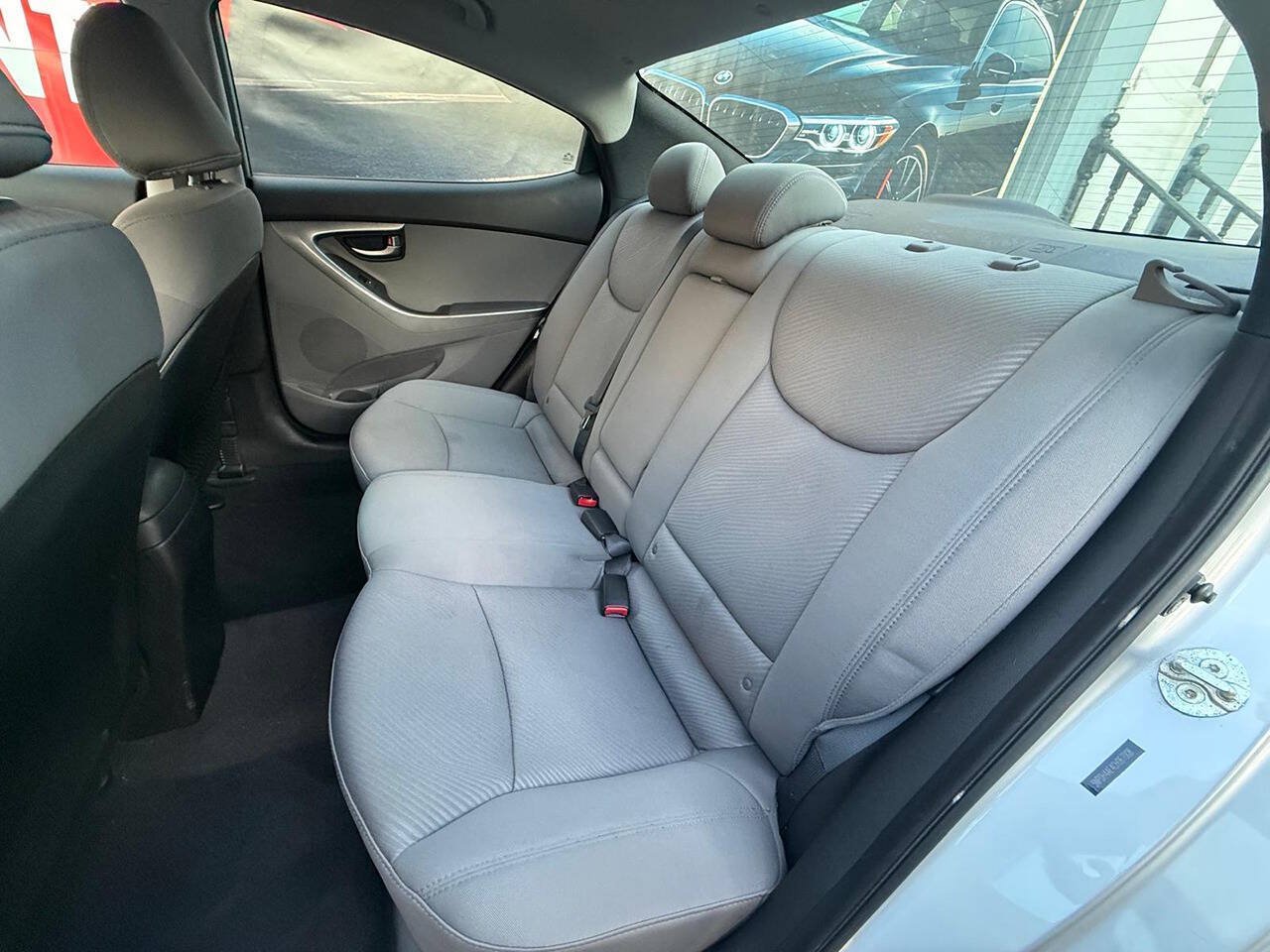 Used 2012 Hyundai Elantra GLS FWD image 14