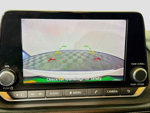 Used 2023 Nissan Rogue SV w/ SV Premium B Package FWD image 19